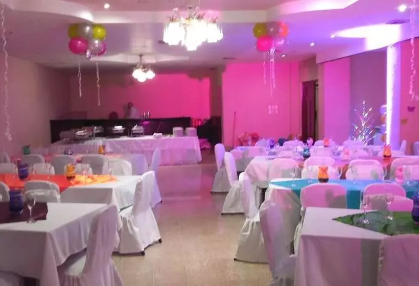 Отель Caribe Panamá