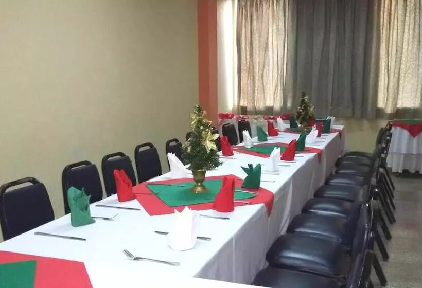 Отель Caribe Panamá