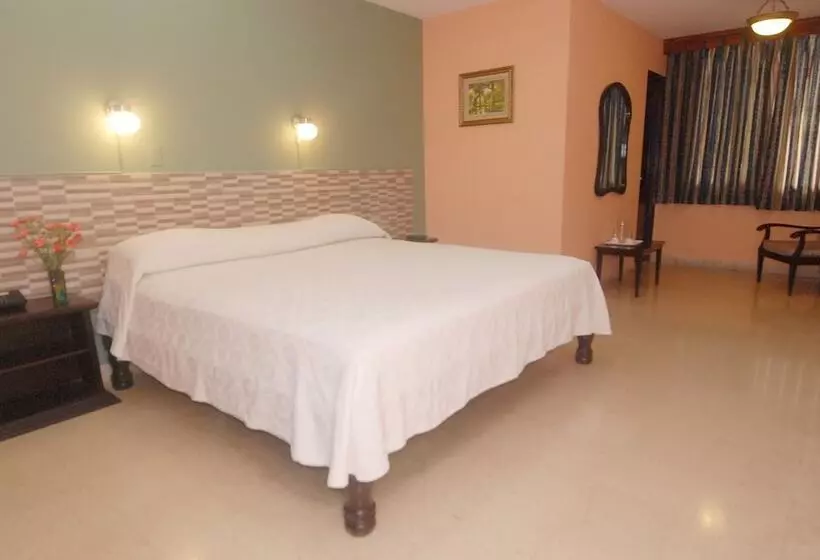 Отель Caribe Panamá