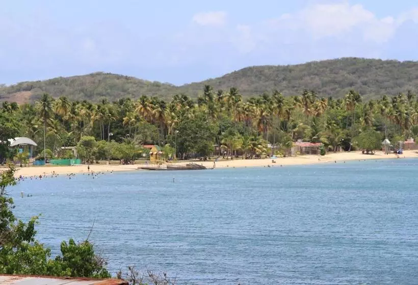 هتل Parador Boquemar