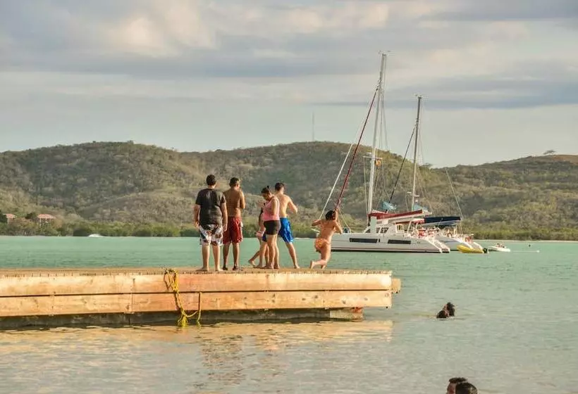 هتل Parador Boquemar