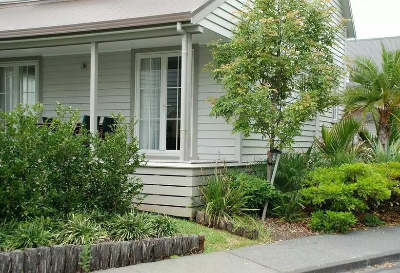 호텔 Russell Cottages