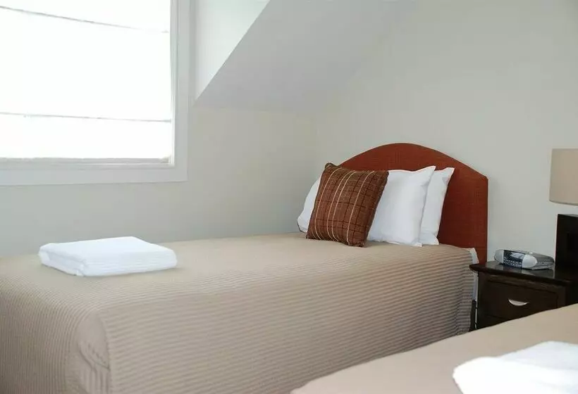 호텔 Russell Cottages