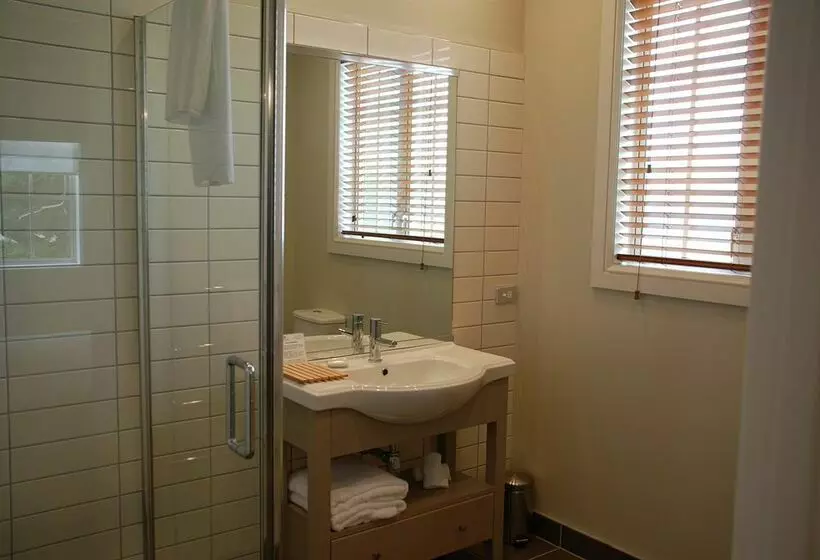 호텔 Russell Cottages