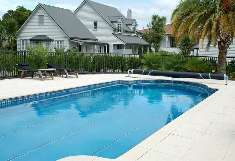 호텔 Russell Cottages