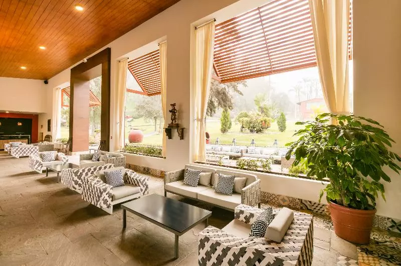 فندق Decameron El Pueblo