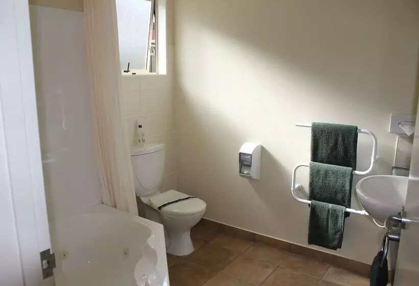 מוטל Bk S Egmont Motor Lodge