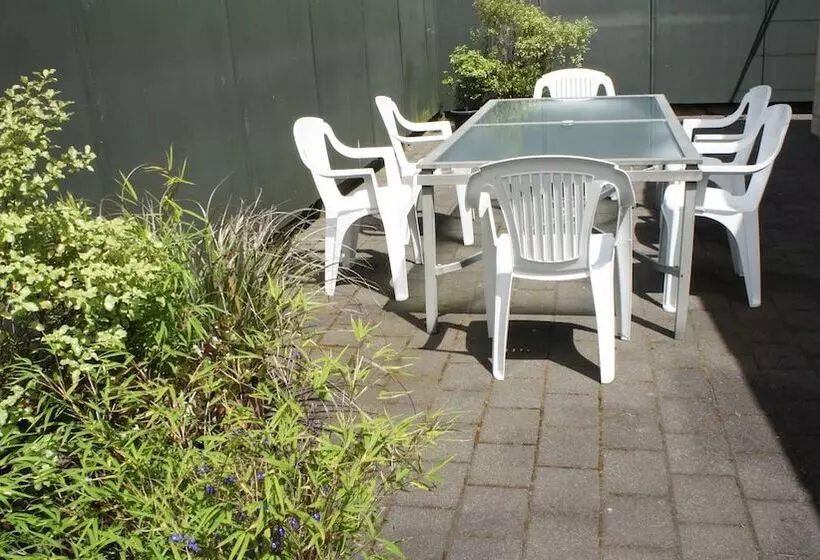 מוטל Bk S Egmont Motor Lodge