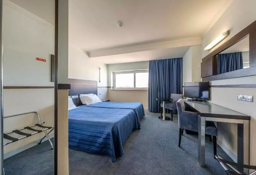 レジデンス Santo Amaro Sa Hotels