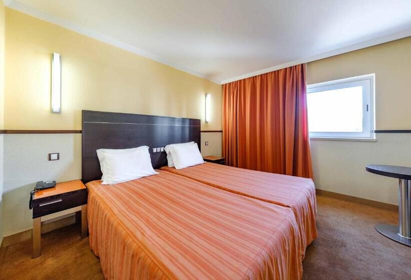 اقامتگاه Santo Amaro Sa Hotels