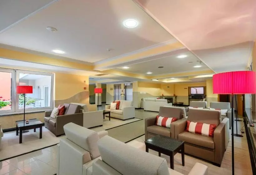 レジデンス Santo Amaro Sa Hotels