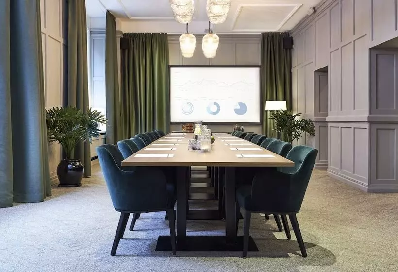 Clarion Collection Hotel Temperance