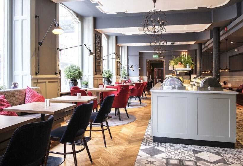 Clarion Collection Hotel Temperance