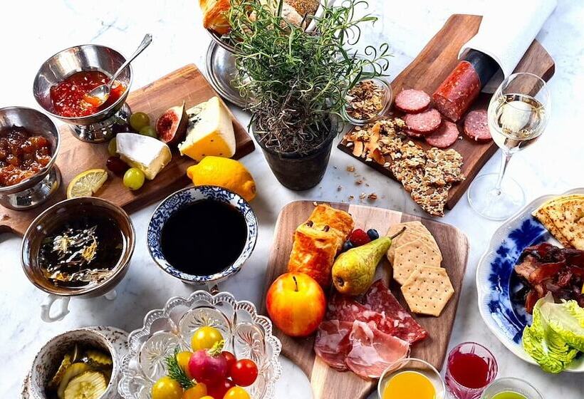 هتل Continental Du Sud