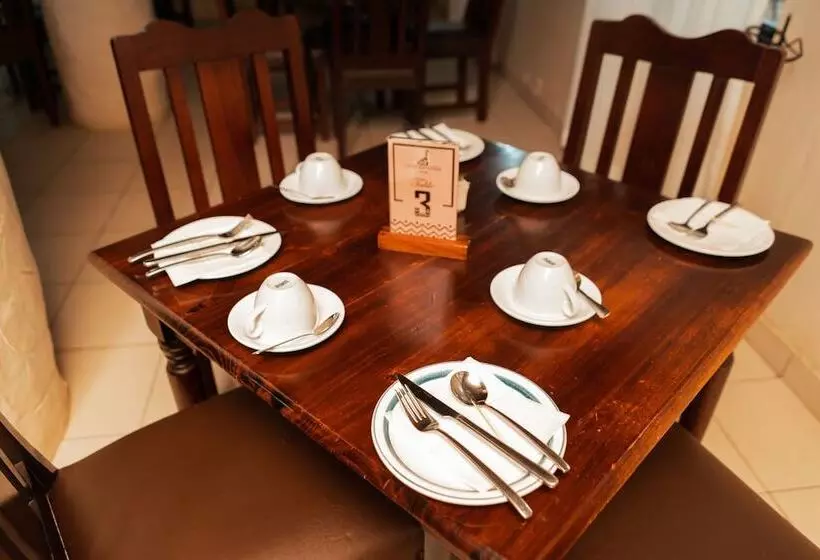 هتل Great Zimbabwe