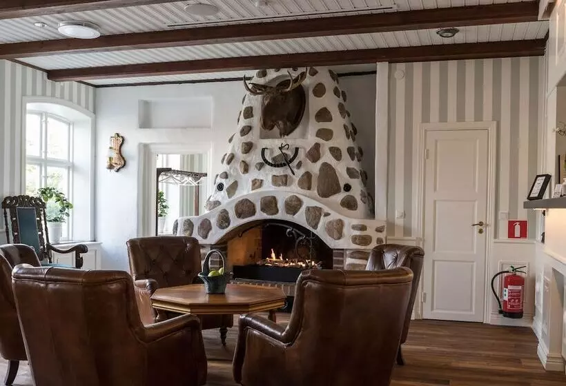 בית מלון כפרי Höörs Gästgifwaregård