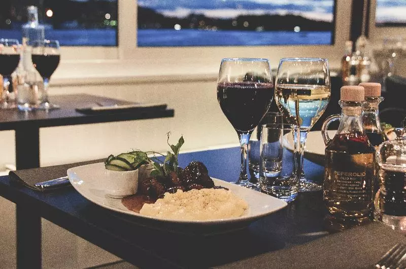 فندق Mälardrottningen Yacht