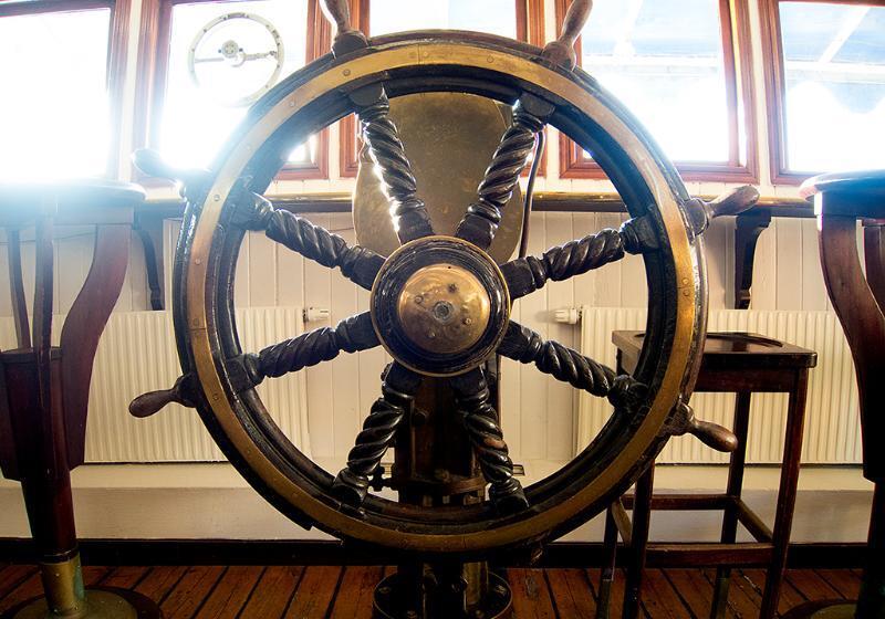 هتل Mälardrottningen Yacht