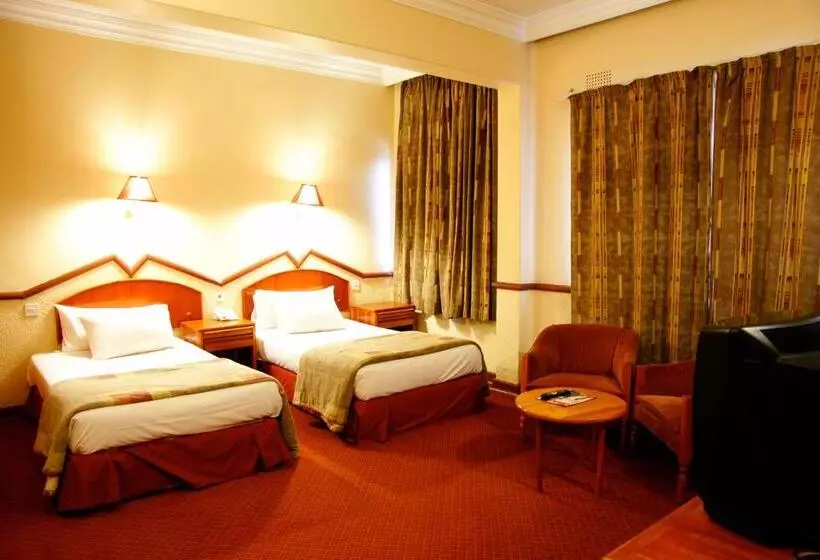 هتل New Ambassador