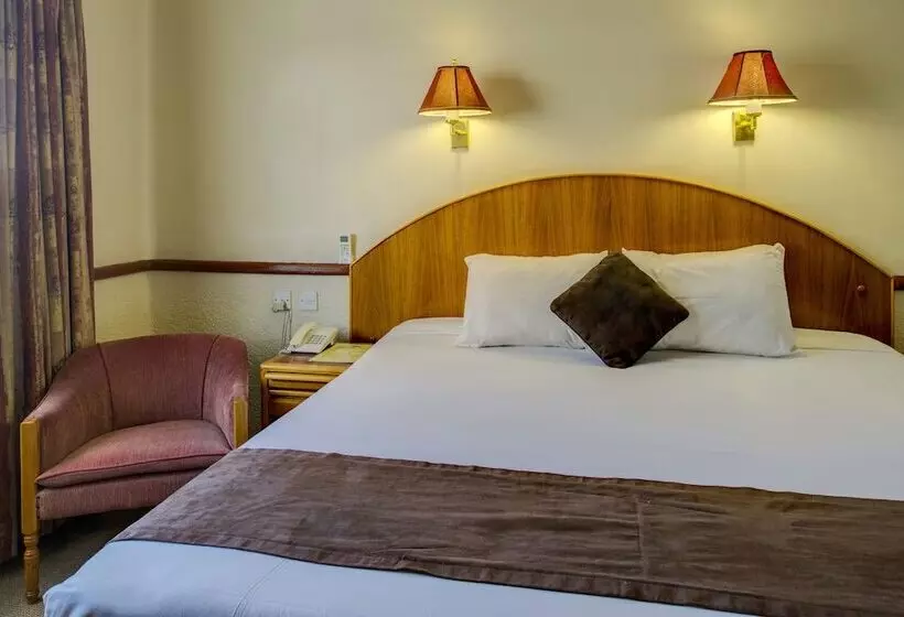 هتل New Ambassador