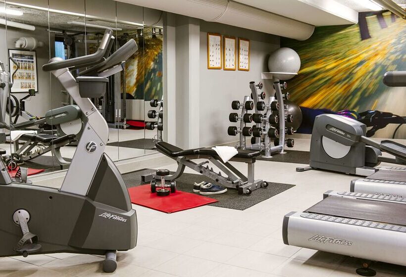 هتل Scandic Helsingborg Nord