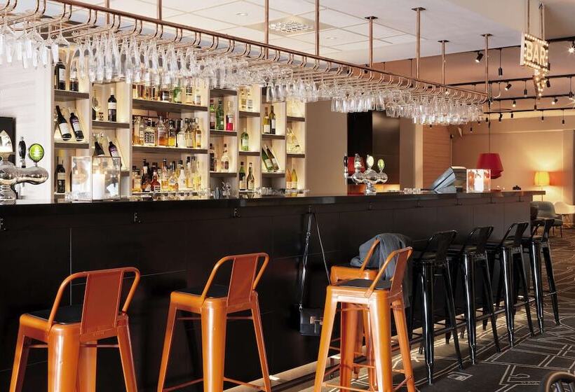 هتل Scandic Orebro Vast