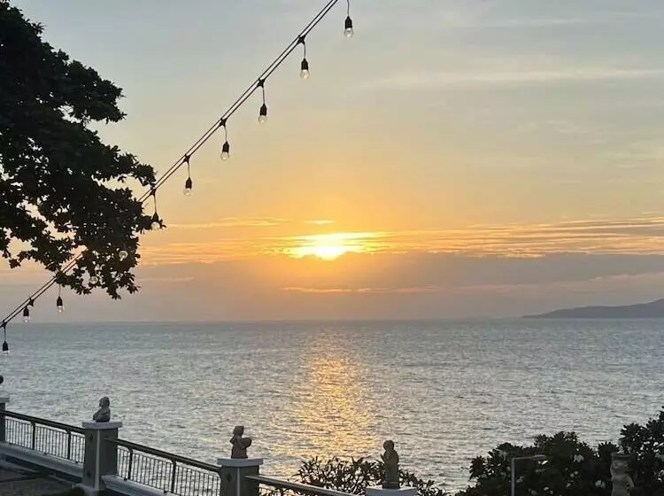 Hotelli Asia Pattaya