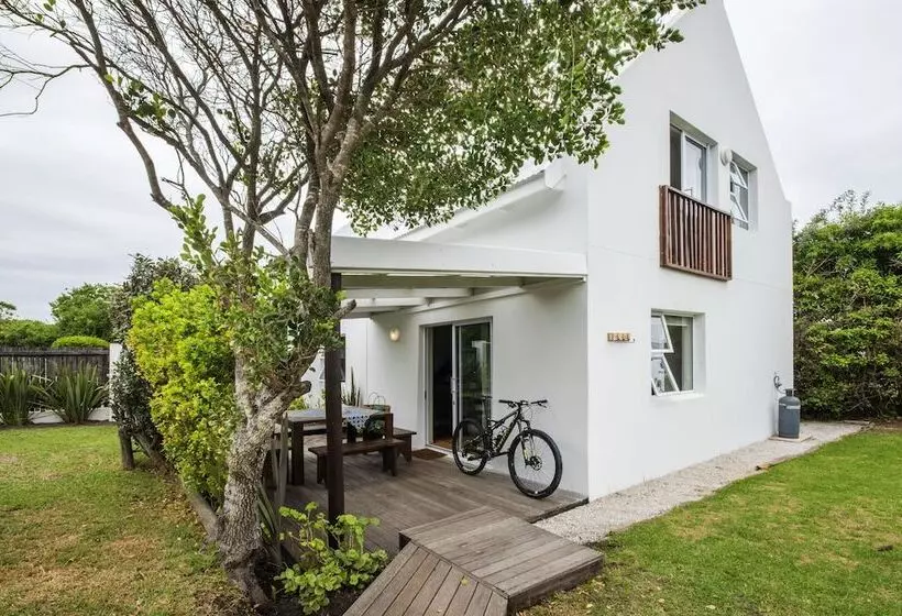 فندق Cape St Francis Resort