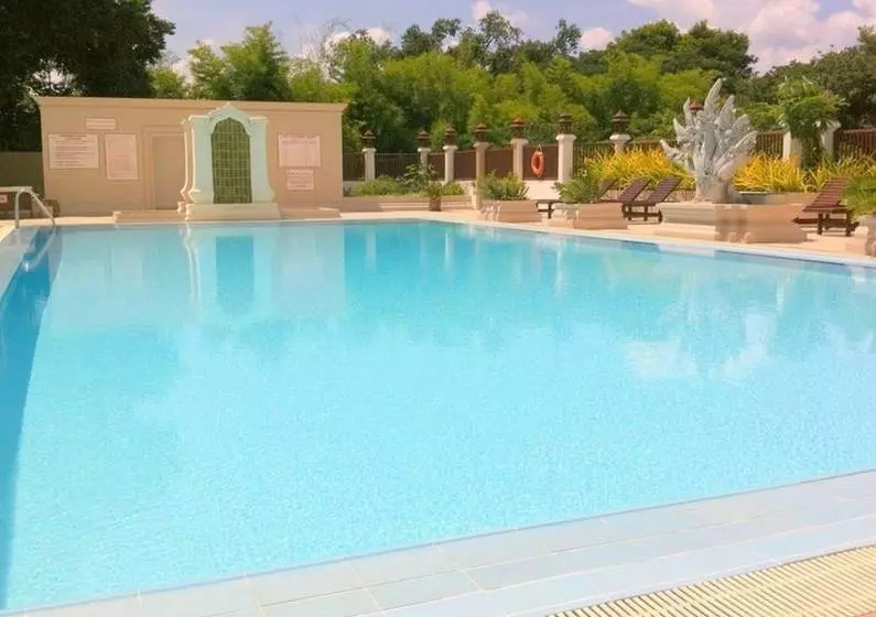 בית מלון כפרי Chiangmai Plaza