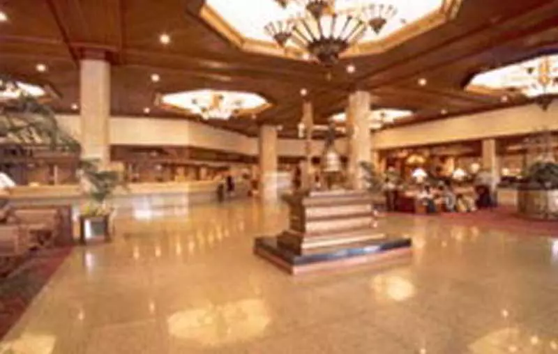 בית מלון כפרי Chiangmai Plaza