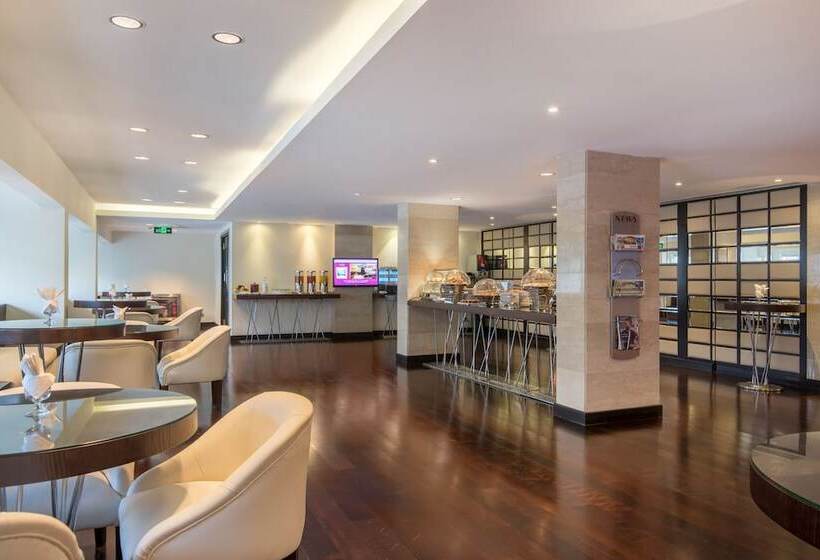 Hotel Crowne Plaza Jeddah, An Ihg