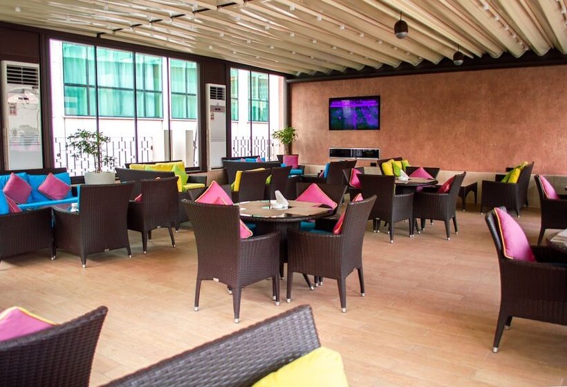 Hotel Crowne Plaza Jeddah, An Ihg