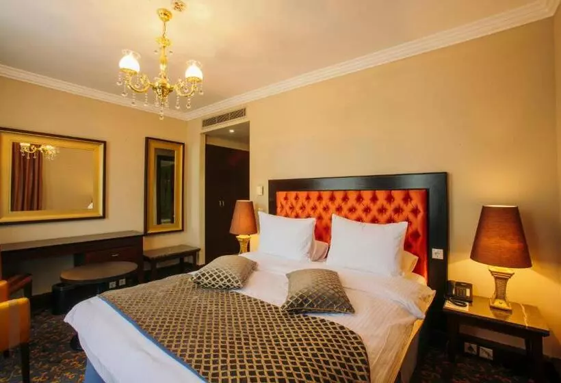 هتل Intourist Palace Batumi