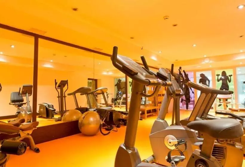 هتل Intourist Palace Batumi