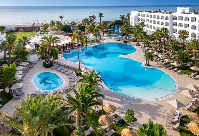 هتل Nozha Beach Resort & Spa
