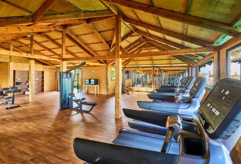 هتل Nozha Beach Resort & Spa