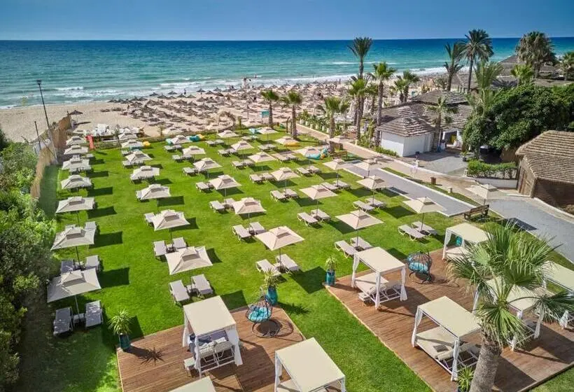 هتل Nozha Beach Resort & Spa