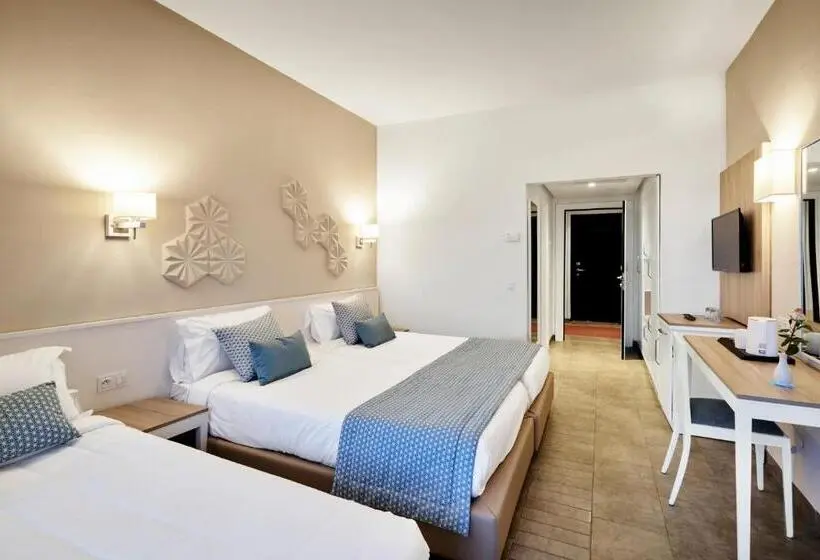 هتل Nozha Beach Resort & Spa