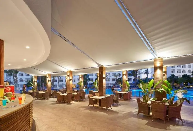 هتل Nozha Beach Resort & Spa