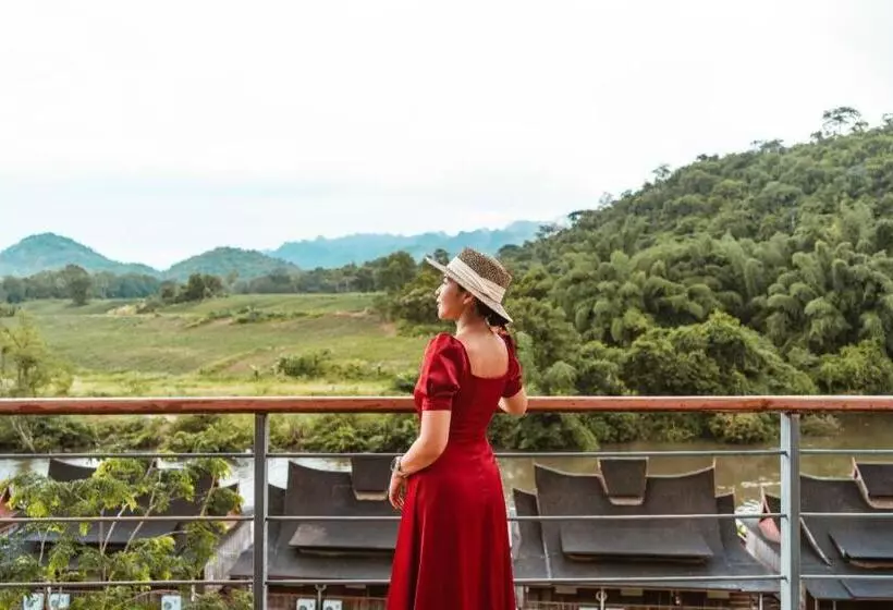 호텔 River Kwai Village