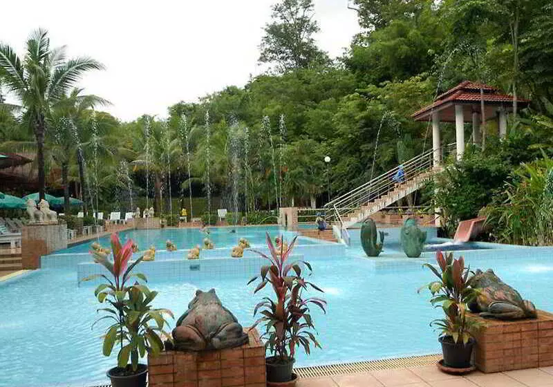 호텔 River Kwai Village