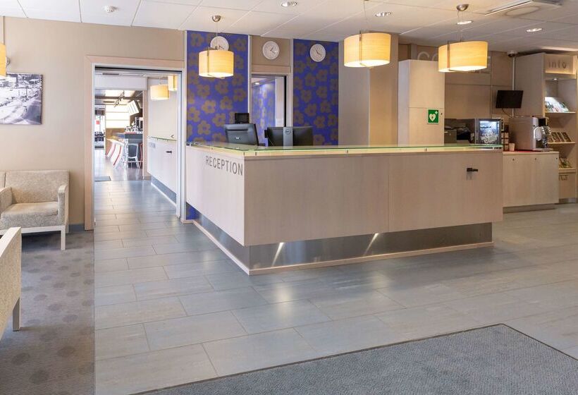 호텔 Scandic Hyvinkaa