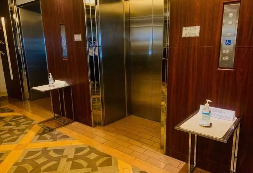 Hotel The Royal River