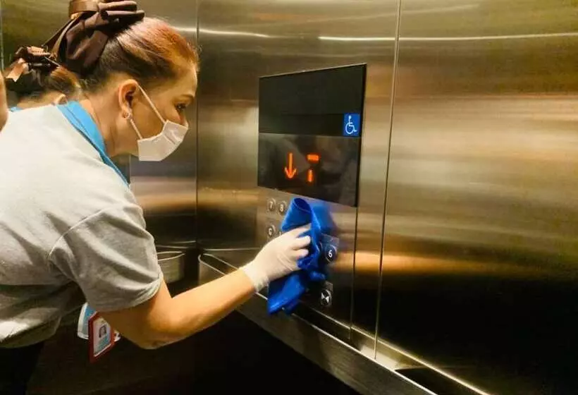 Hotel The Royal River