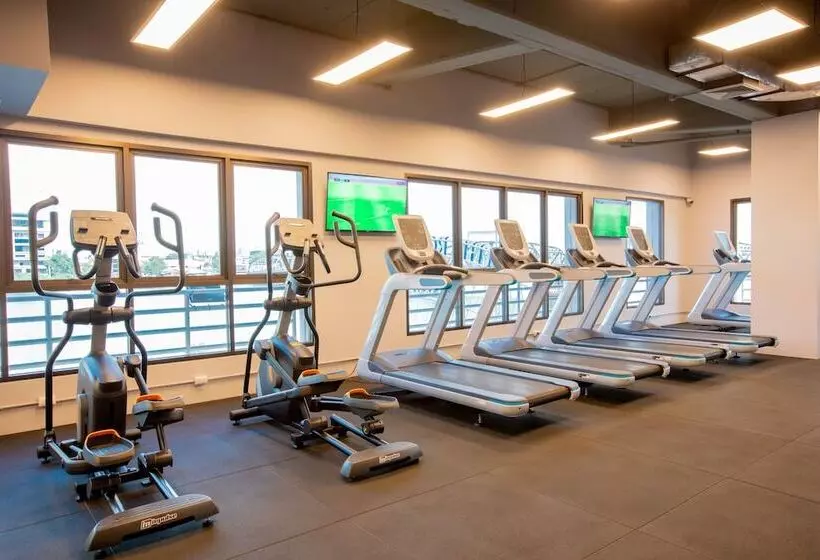 Hotel The Royal River