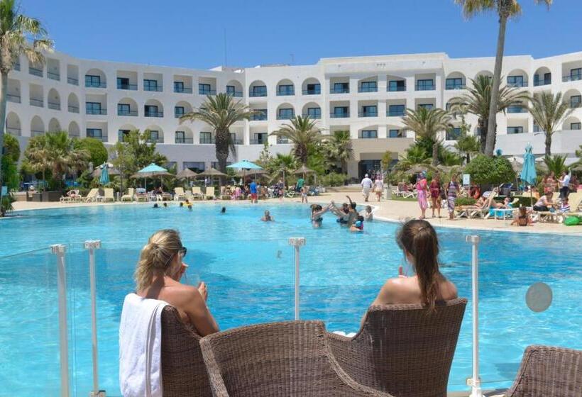 Hotel Nozha Beach Resort & Spa