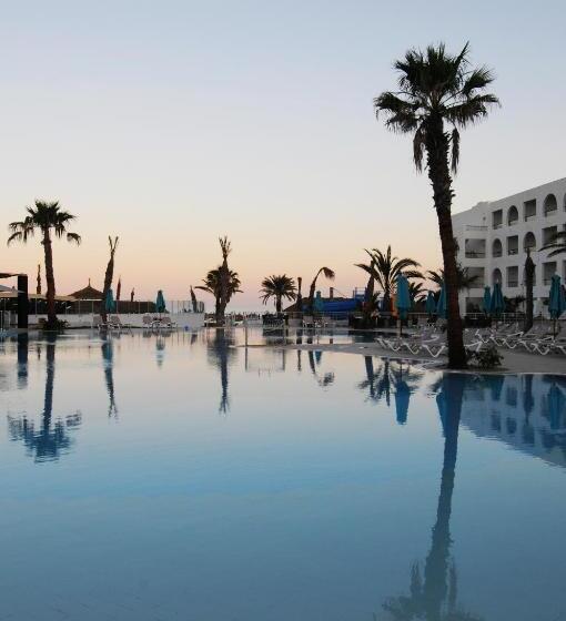 Hotel Nozha Beach Resort & Spa