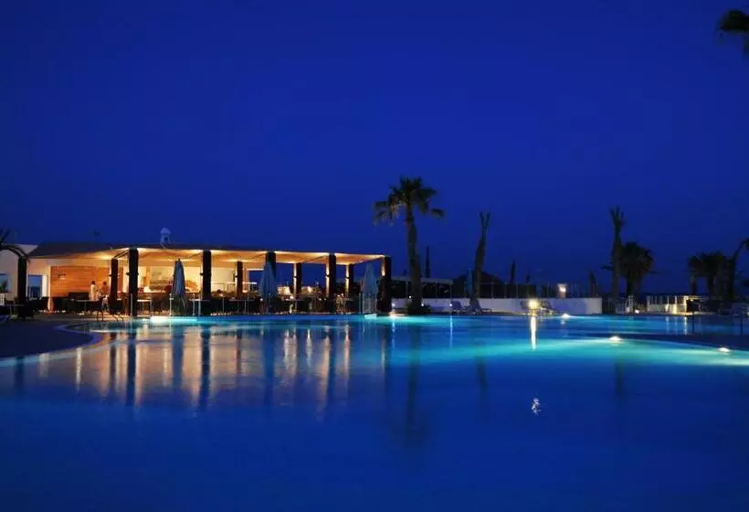 Hotel Nozha Beach Resort & Spa
