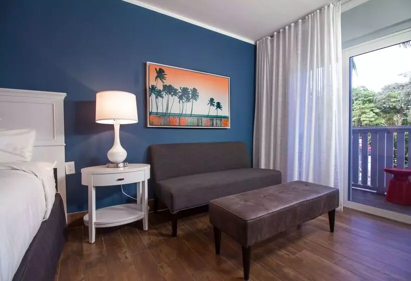 Banana Bay Resort & Marina