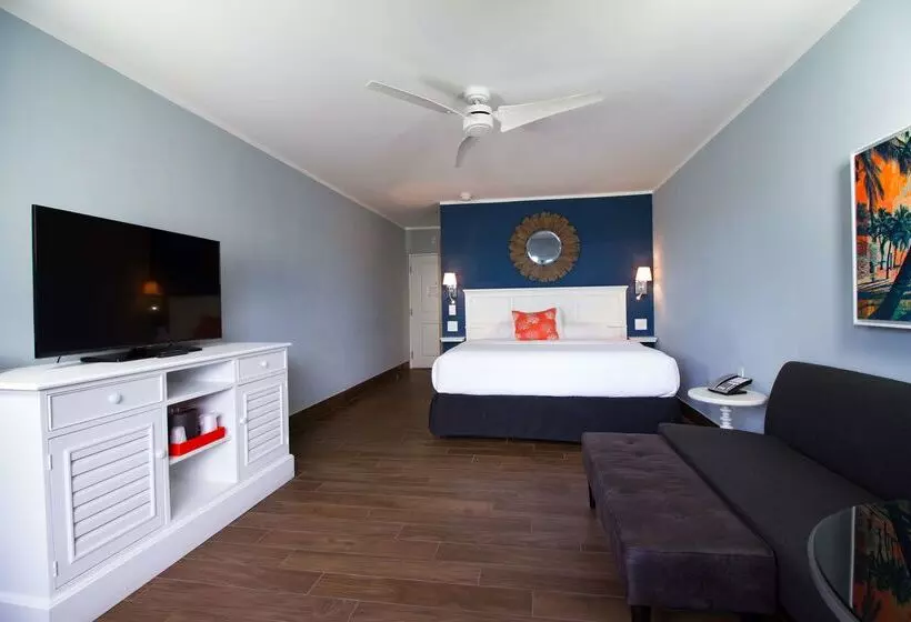 Banana Bay Resort & Marina